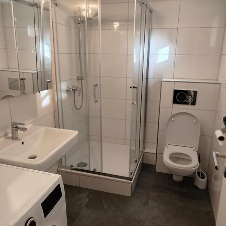 Mobilierte Monteuerswohnungen Mit 5 Betten Stuttgart, Boeblingen, Reutlingen, - Heimbachog Apartamento Waldenbuch